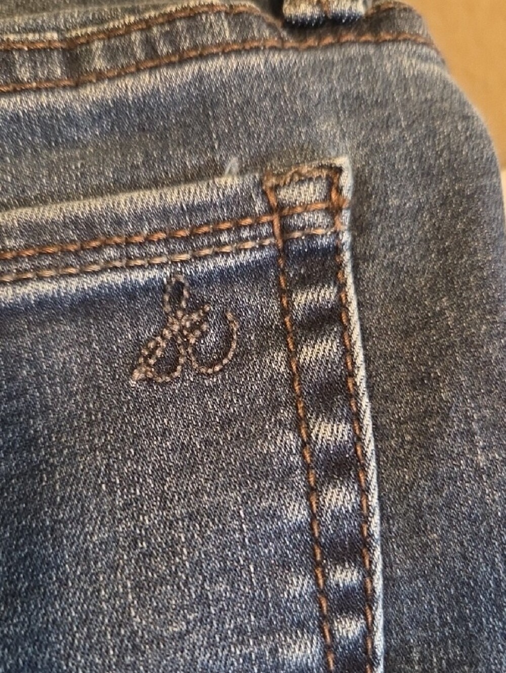 Sam Edelman Women's Skinny Jeans in Dark Indigo - Picture 4 of 8